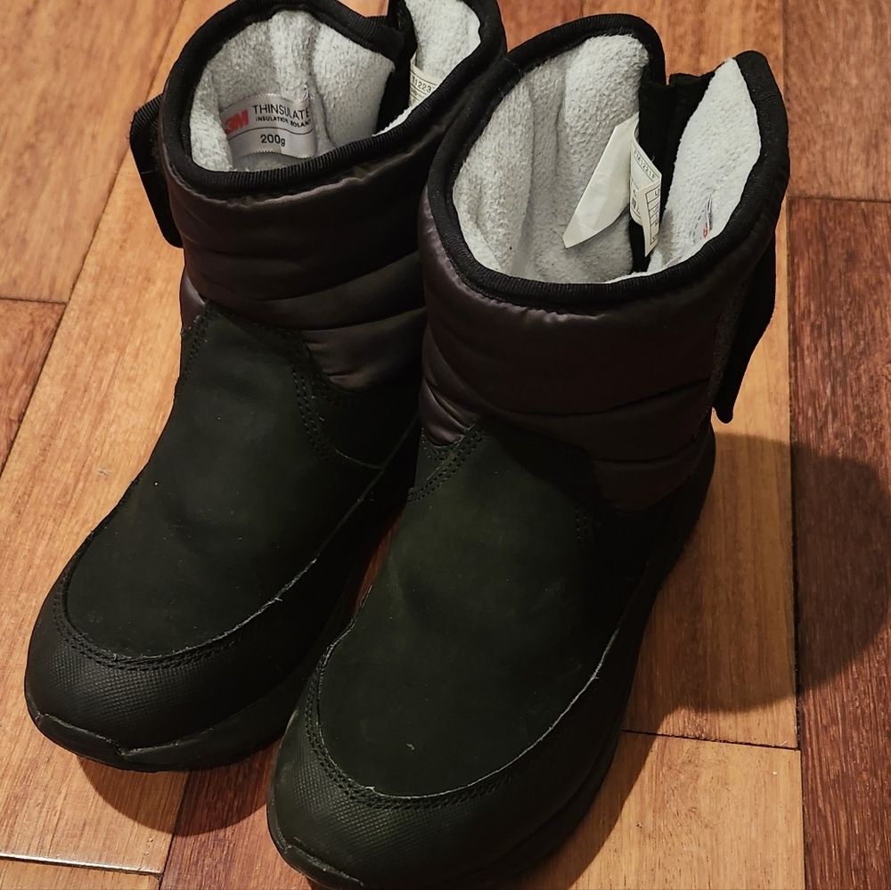 Ugg Kids Black Size 13